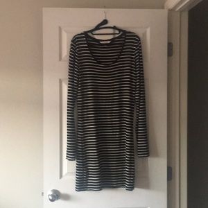 LTS Basics size M black and white dress